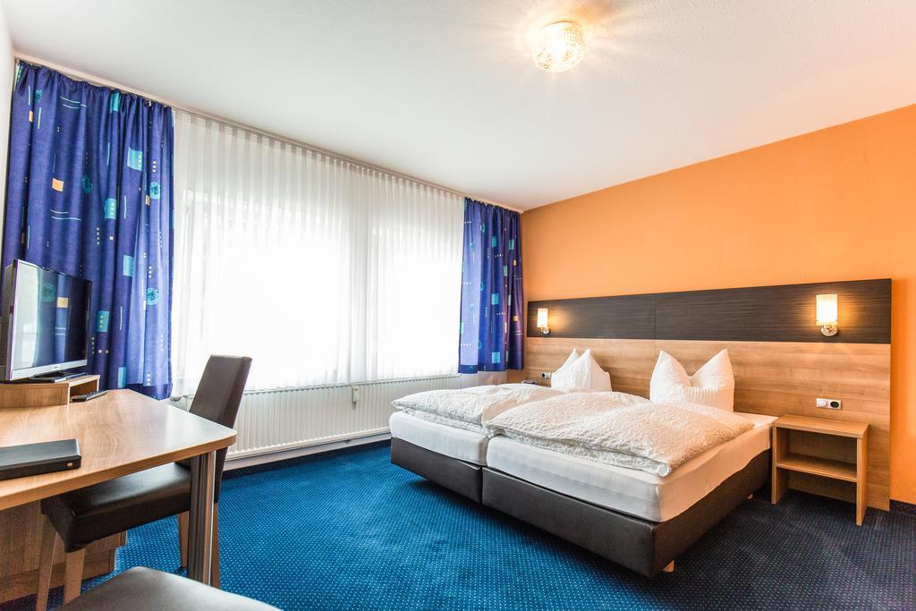 Hotel & Reitsportzentrum Kreuth Heideck Eksteriør billede