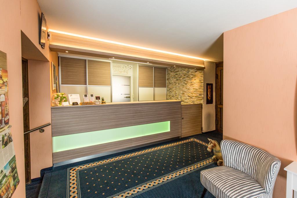 Hotel & Reitsportzentrum Kreuth Heideck Eksteriør billede